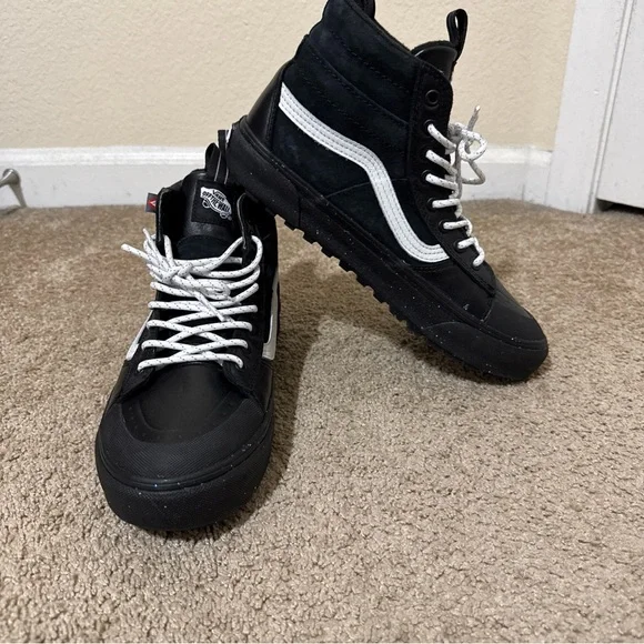 VANS Sk8-Hi MTE- Shoes - High Top Black Glitter Suede Men’s 8.5 Women’s 10 - Picture 9 of 12